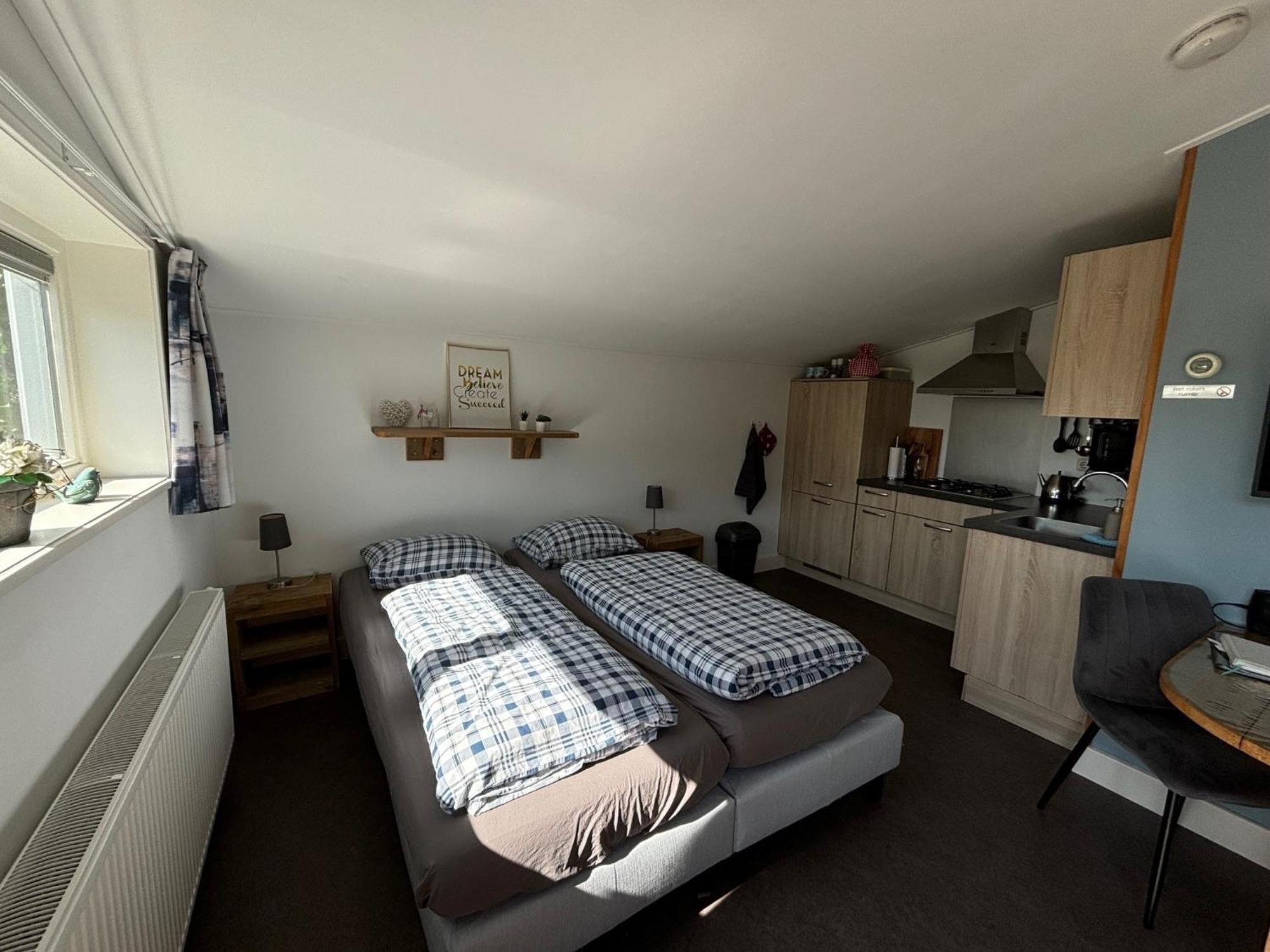 Bed&Breakfast de Lindevallei Oldeberkoop Buitenkant foto